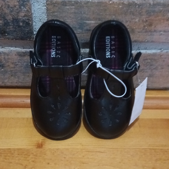 Size 7 little basic edition black dress shoes NEW TAGS STILL ON - Picture 10 of 11
